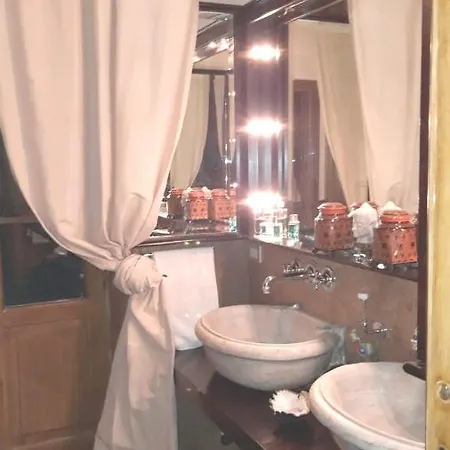 One Bedroom With Balcony And Wifi At 3 Km Away From The